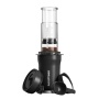 AeroPress Go Plus to lekki, przenośny i wytrzymały ekspres do kawy zaprojektowany specjalnie dla podróżników. 