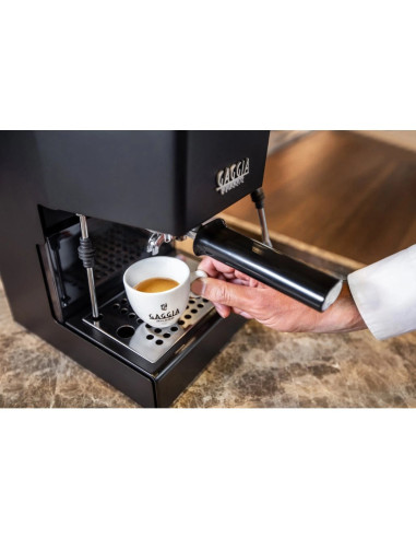 Ekspres kolbowy GAGGIA Classic EVO E24, czarny