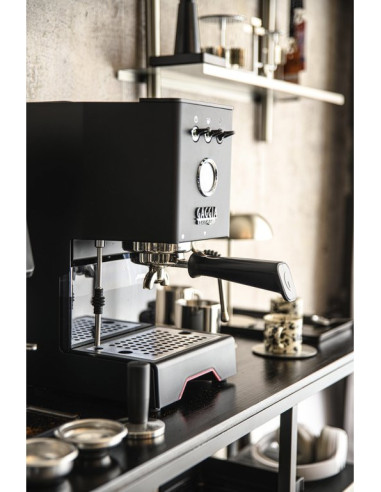 Ekspres kolbowy Gaggia Classic Up, czarny