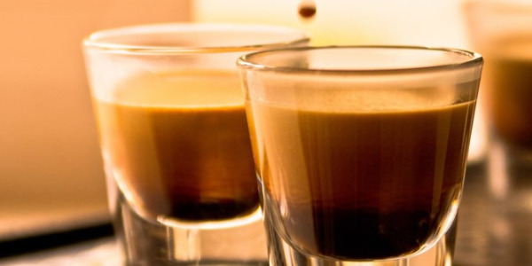 Przygotowanie kawy espresso doppio