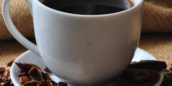 Przygotowanie kawy americano