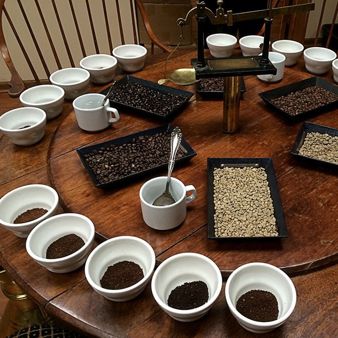 Przygotowanie domowego cuppingu – degustacji kawy